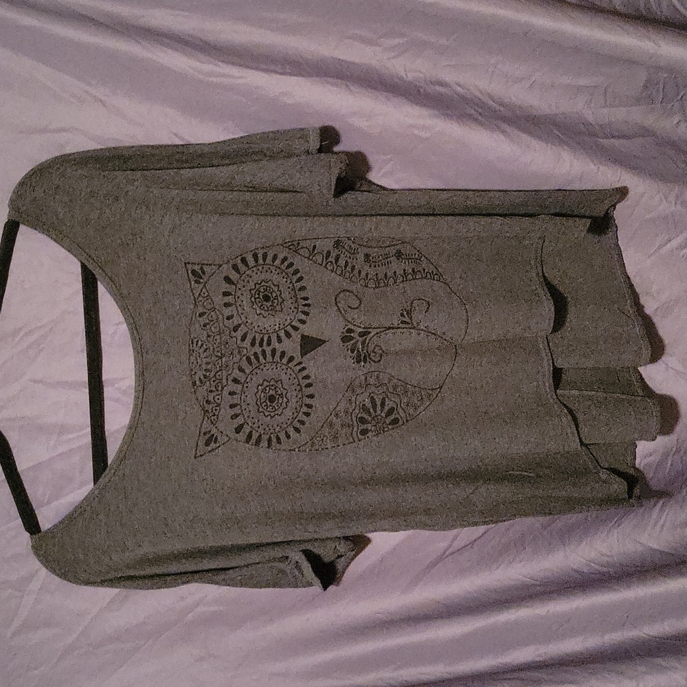 Short sleeve knit blouse